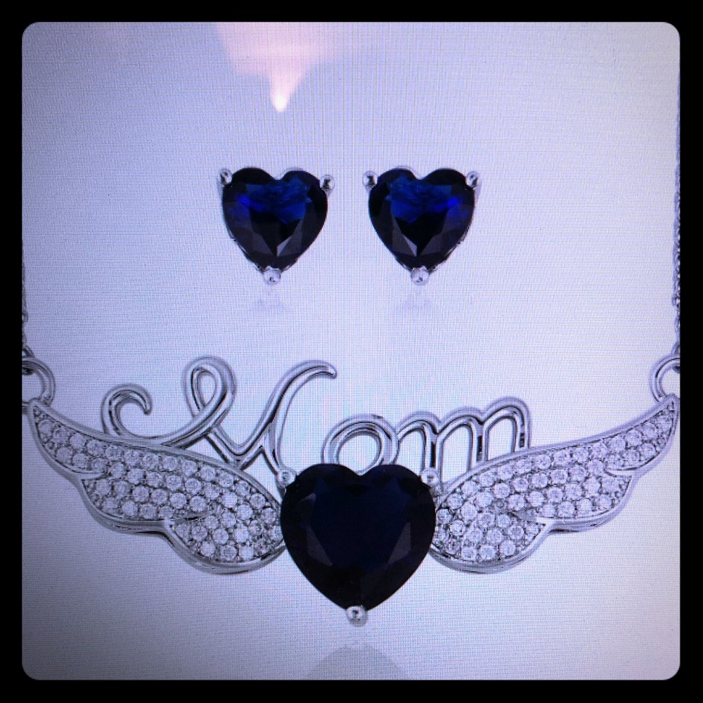 SHOW YOUR LOVE STUD EARRINGS AND MOM WING NECKLACE